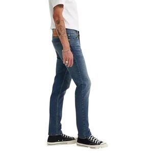 LEVI’S 511 medium wash denim jeans straight leg zip up five pocket 32 x 32